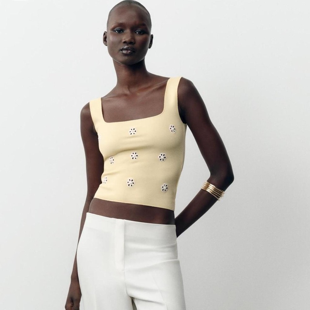 ZARA FLORAL EMBROIDERED STRETCH TOP